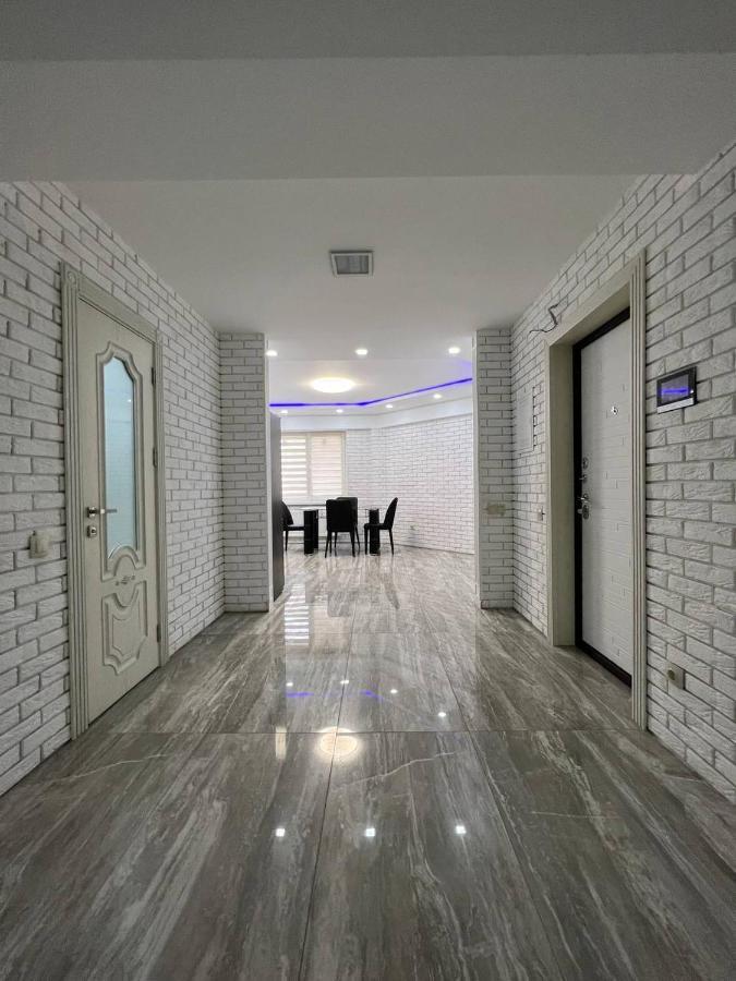 Luxrent Apartment คีชีเนา ภายนอก รูปภาพ