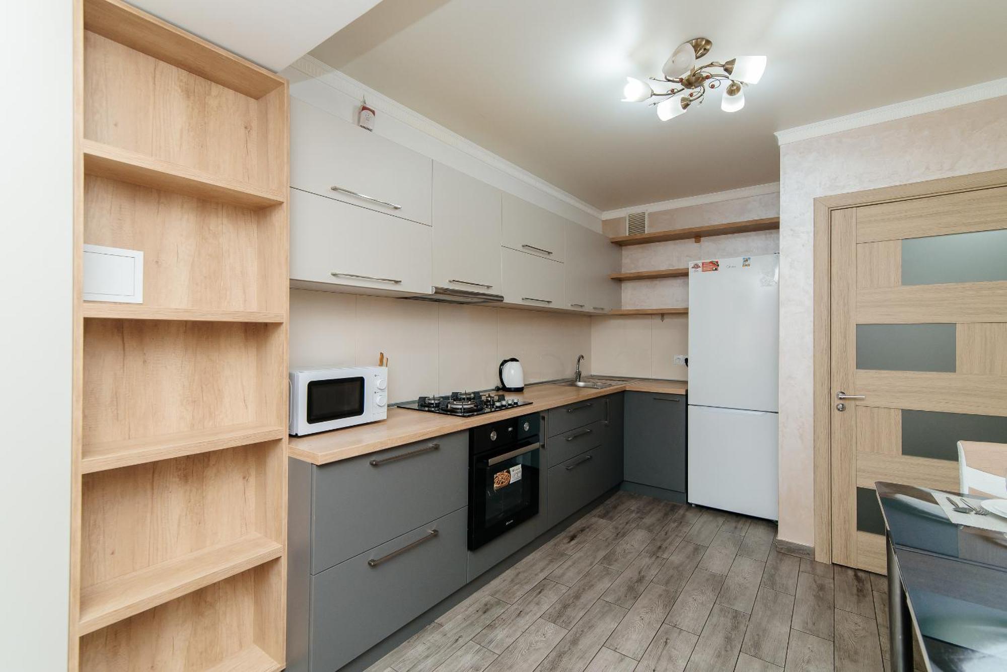 Luxrent Apartment คีชีเนา ภายนอก รูปภาพ